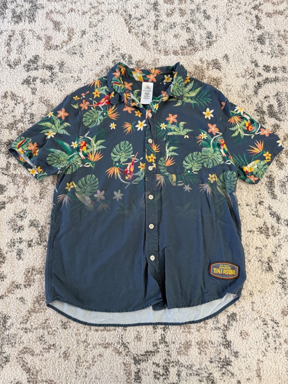 Disney Shirt Mens Medium Blue Hawaiian Aloha Enchanted Tiki Room Button Up Camp